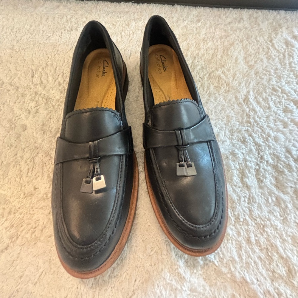 Clarks Black Leather Tassel Slip-On Loafers